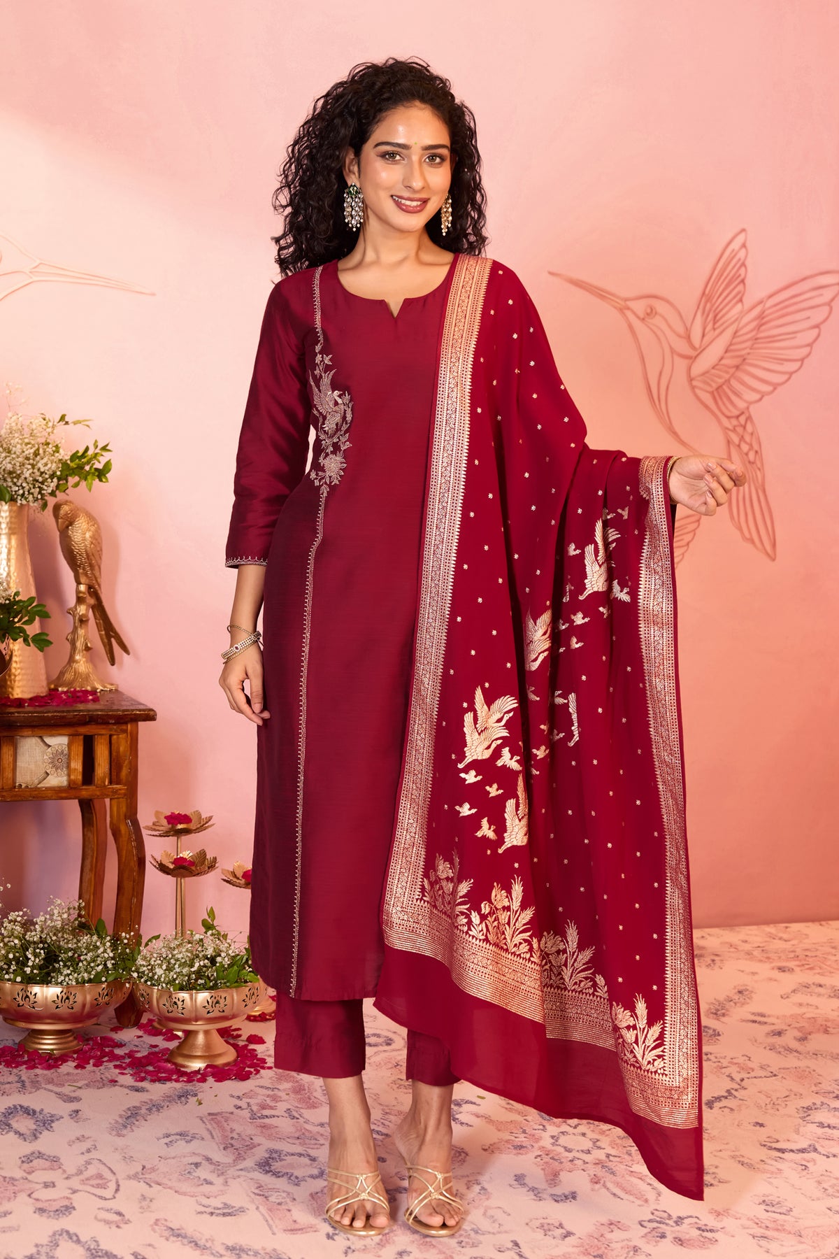 Maroon Bird Printed Straight Kurta Set With Brocade Dupatta