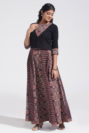 Black Floral Printed & Embroidered Skirtset