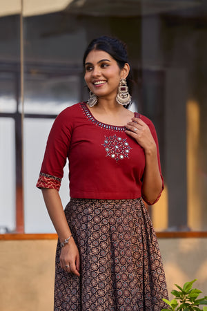 Foil Mirror Embellsihed Rust & Black Ajrakh Prited Skirtset