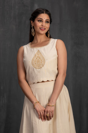 Red Straight Kurta with Mangalagiri Design & Golden Threadwork