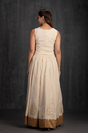 Red Straight Kurta with Mangalagiri Design & Golden Threadwork