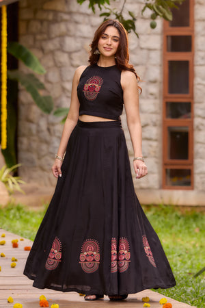 Black Kathakali Embroidered Crop Top & Skirt Set with Dupatta