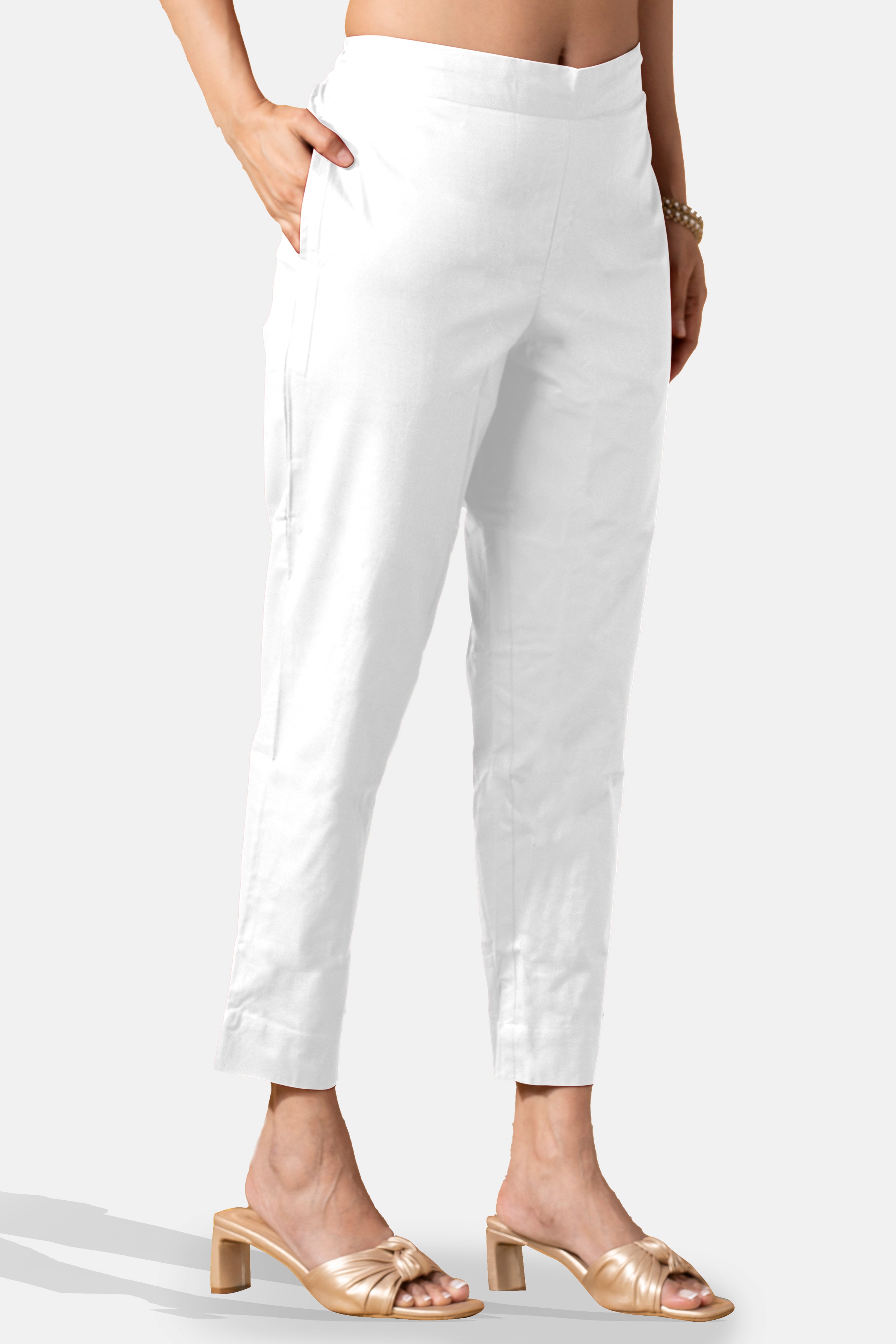 White Solid Pure Cotton Straight Pant with Pockets