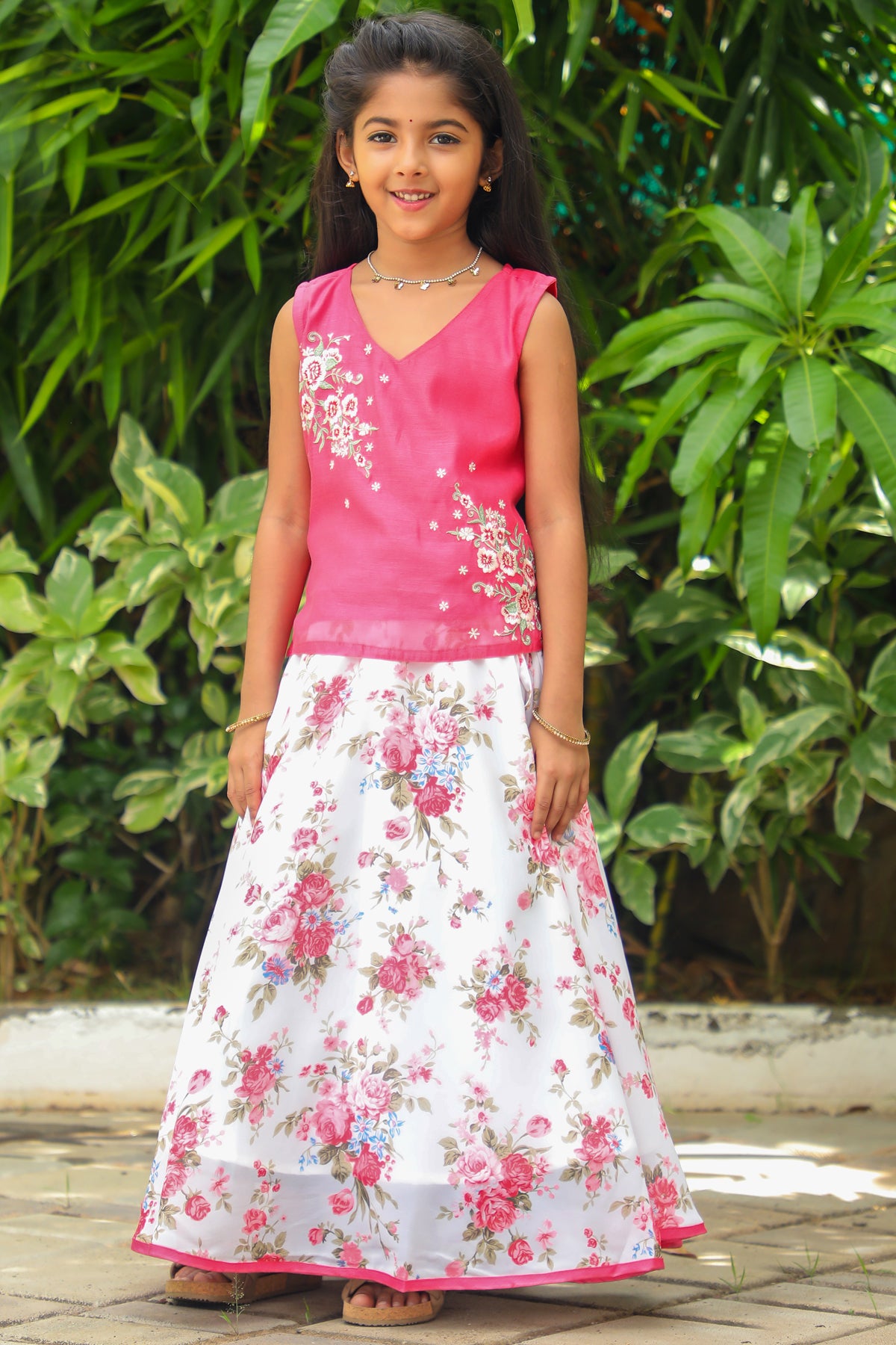 Floral Embroidered Sleeveless Top All Over Vintage Floral Printed Skirt Set Pink White