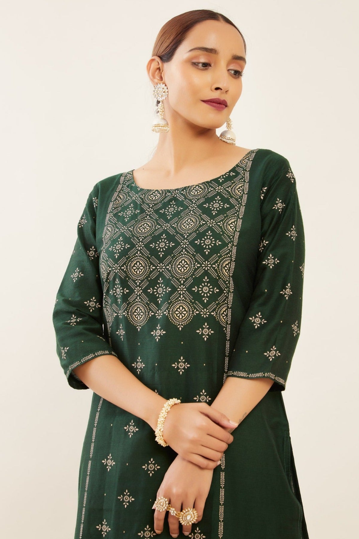 Green kurti matching outlet leggings