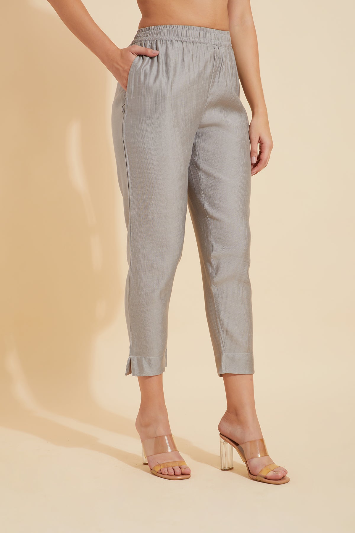 Solid Straight Pant - Grey