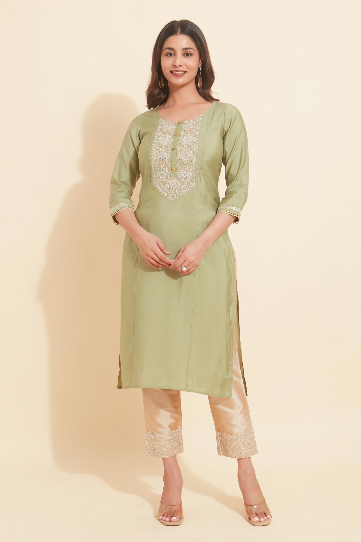 Mandala Embroidered With Foil Mirror Embellished Kurta Green