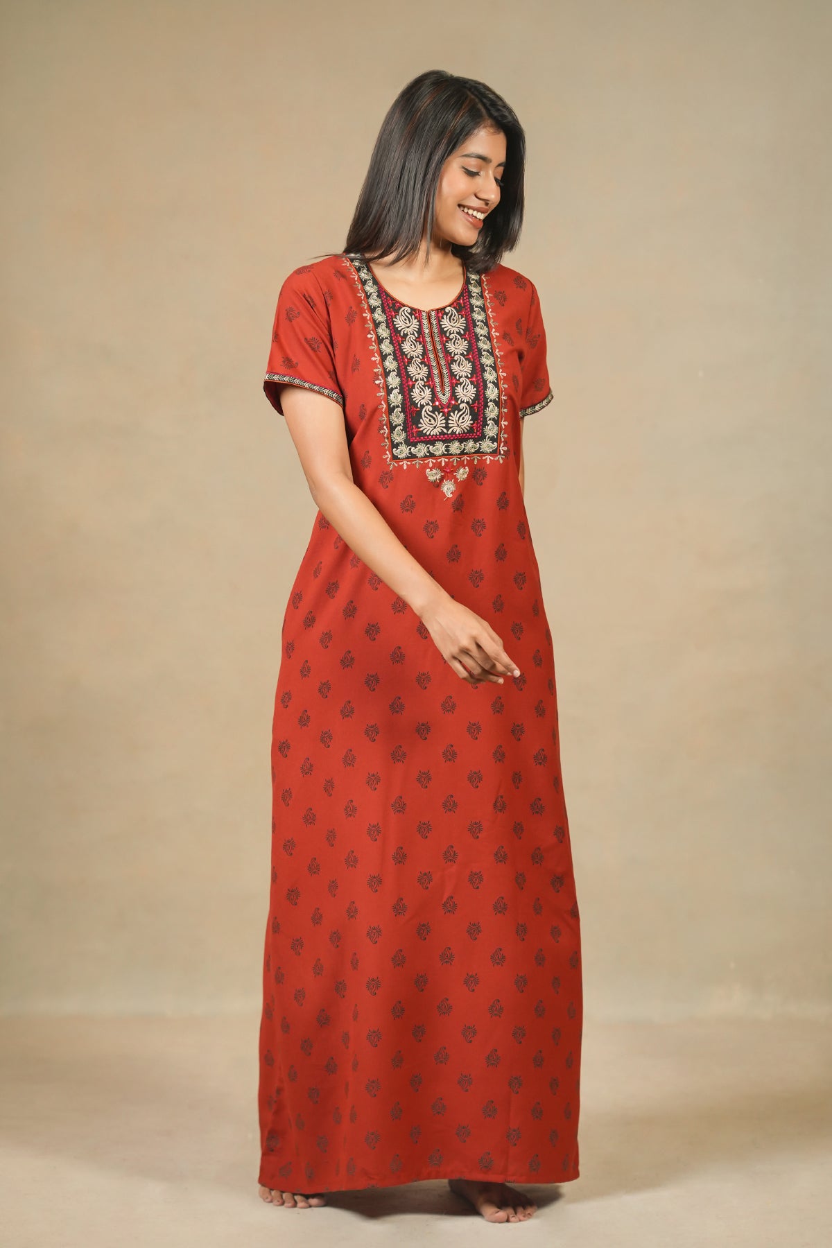 Paisely Embroidered Yoke With Printed Nighty Rust