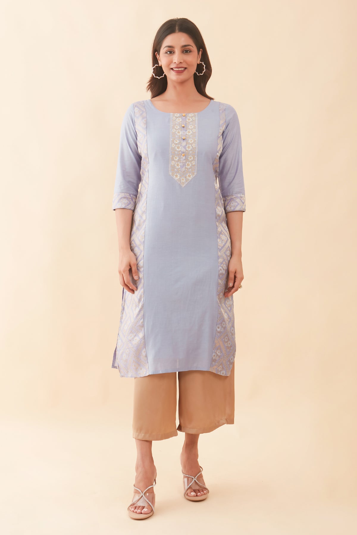 Floral Embroidered With Brocade Panelled Kurta Lavender