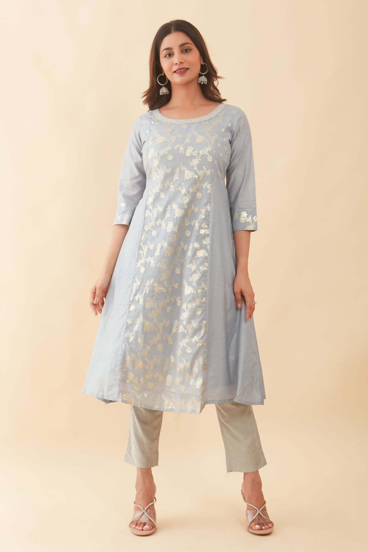 Floral Embroidered With Silver Brocade Panelled Kurta Grey