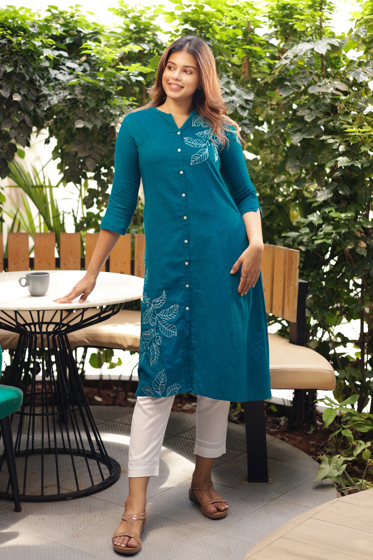 Blue Floral Printed Kurta Embroidered Mandarin Collar Design