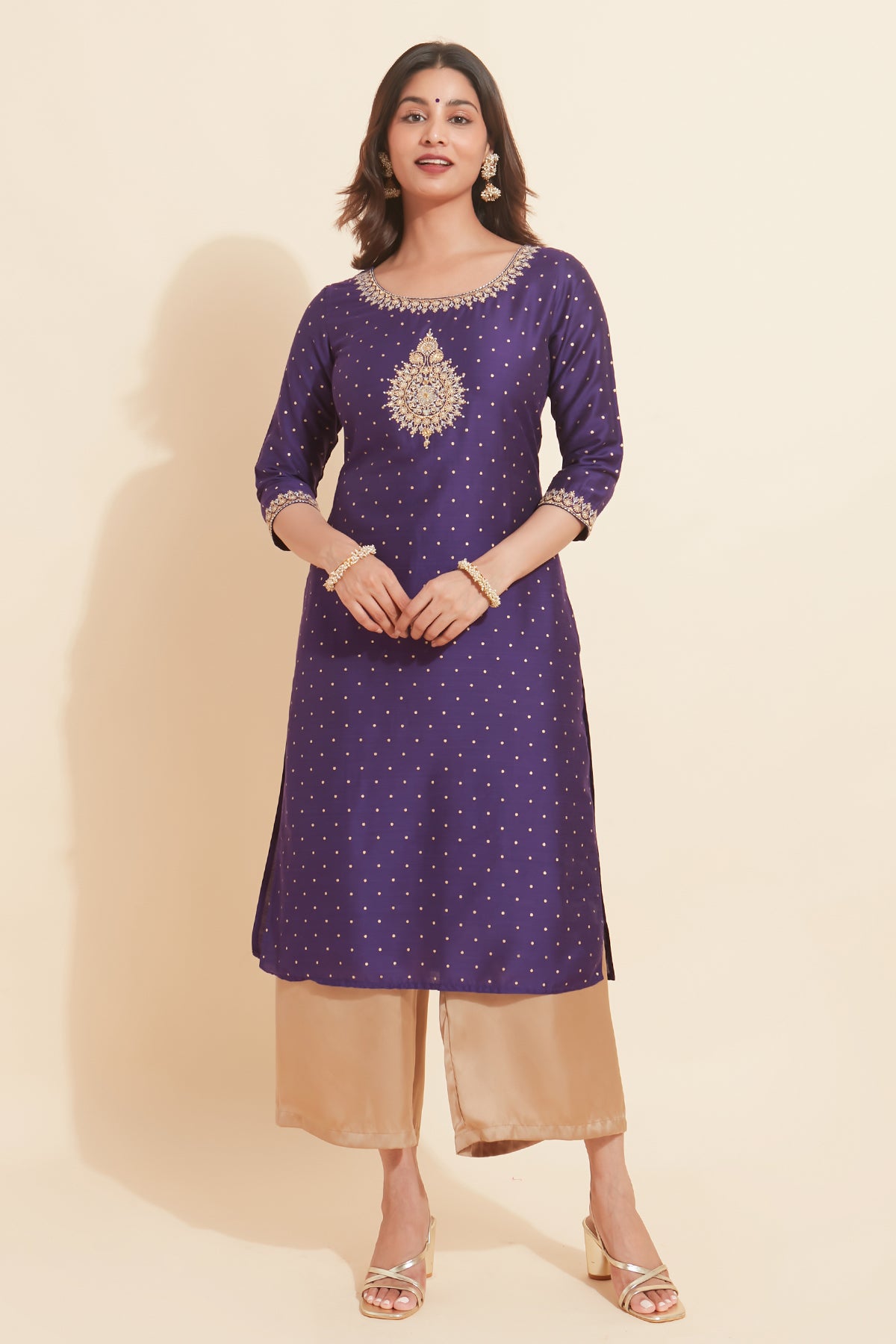 Jewel Embroidered Neckline With Floral Placement Kurta - Purple