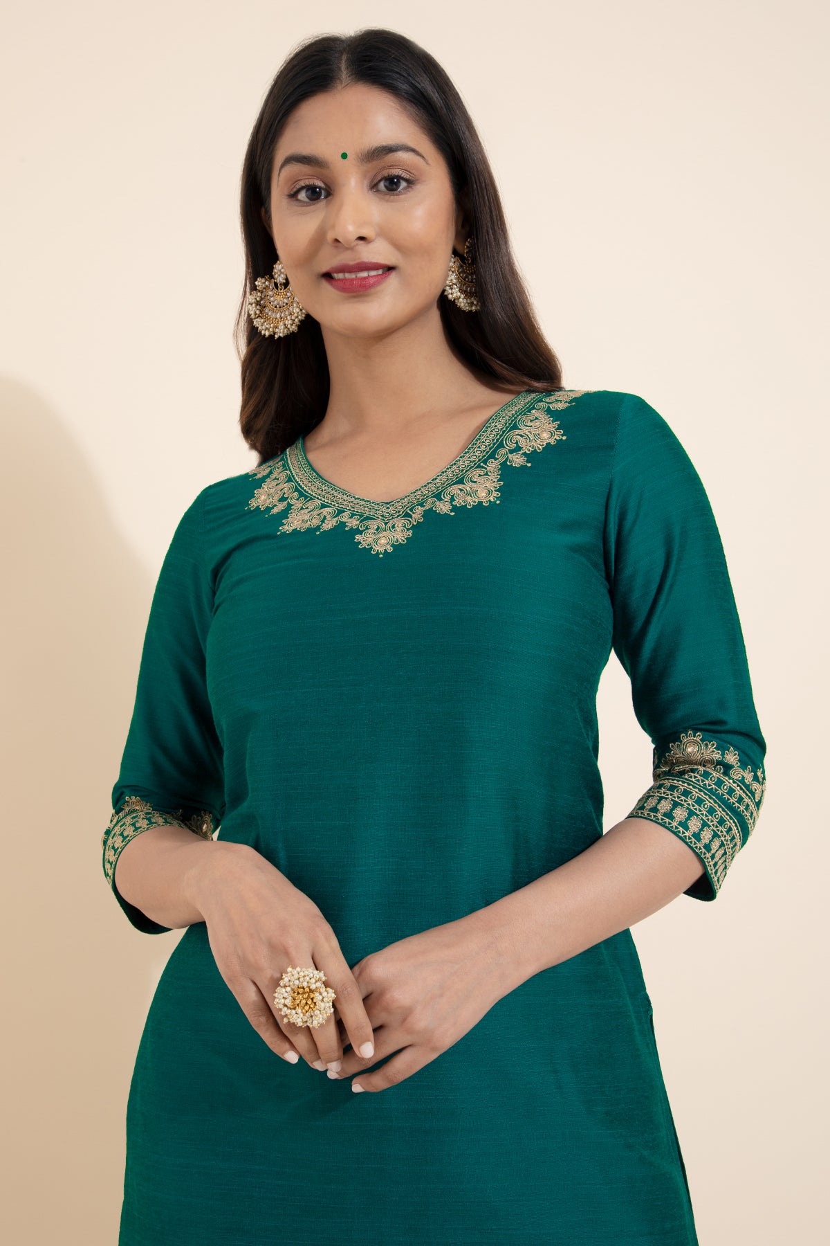 Floral Embroidered Kurta - Green