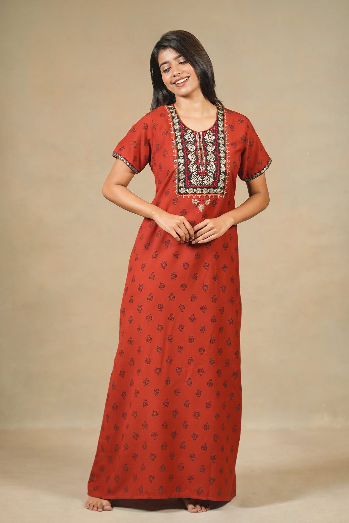 Paisely Embroidered Yoke With Printed Nighty Rust