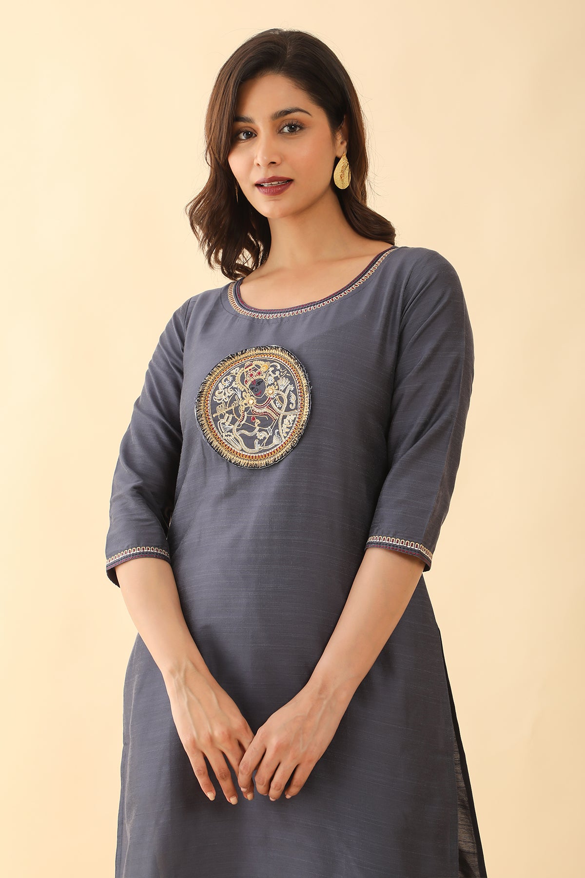 Mural Applique Embroidered Kurta Grey