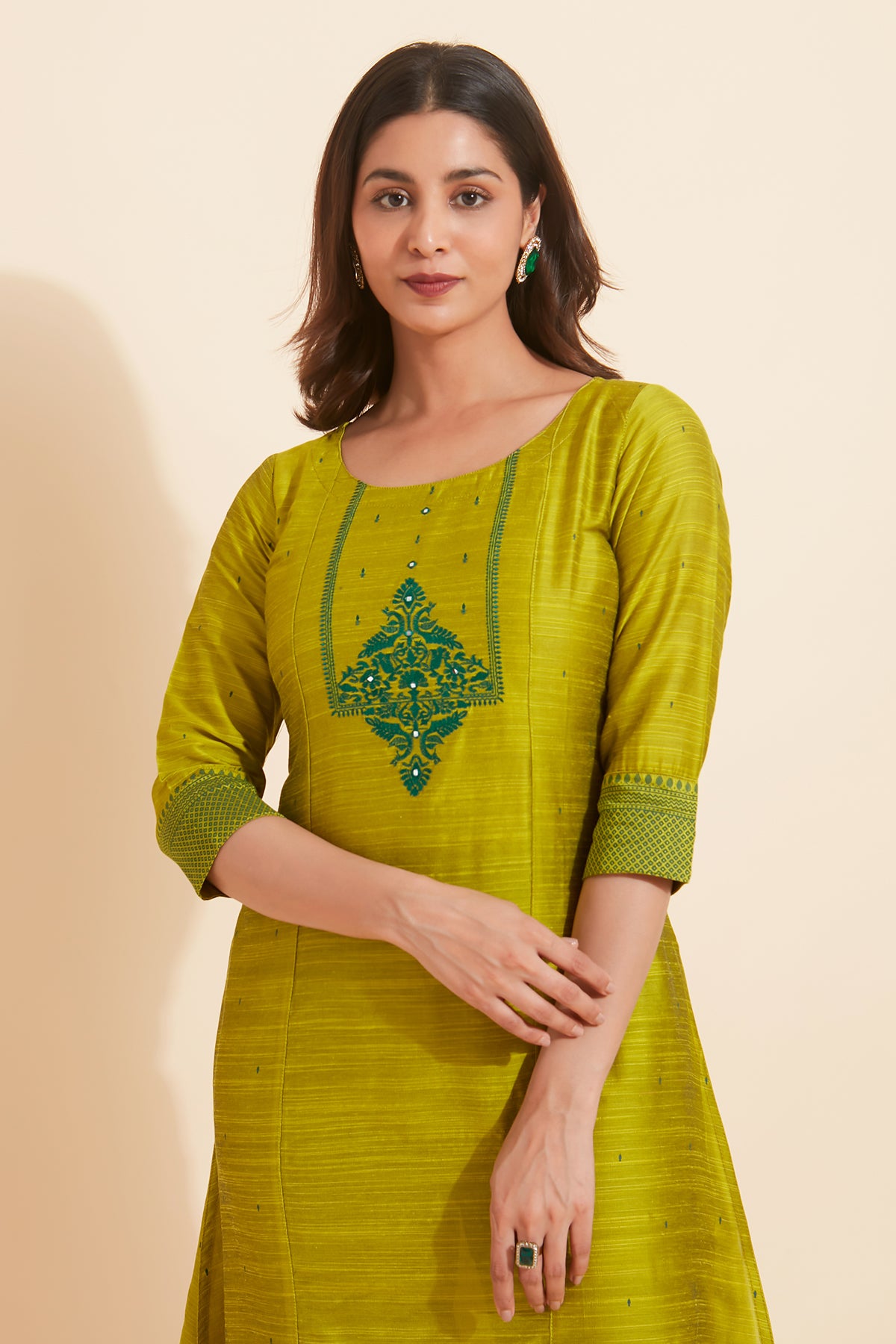 Contemporary Peacock Motif Embroidered kurta - Green