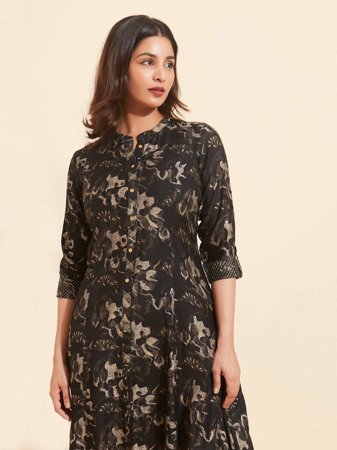 Contemporary Floral Printed Kurta Black