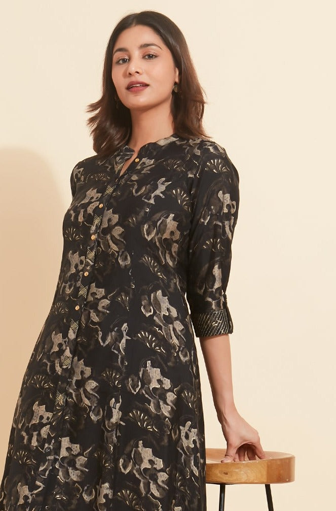 Contemporary Floral Printed Kurta Black