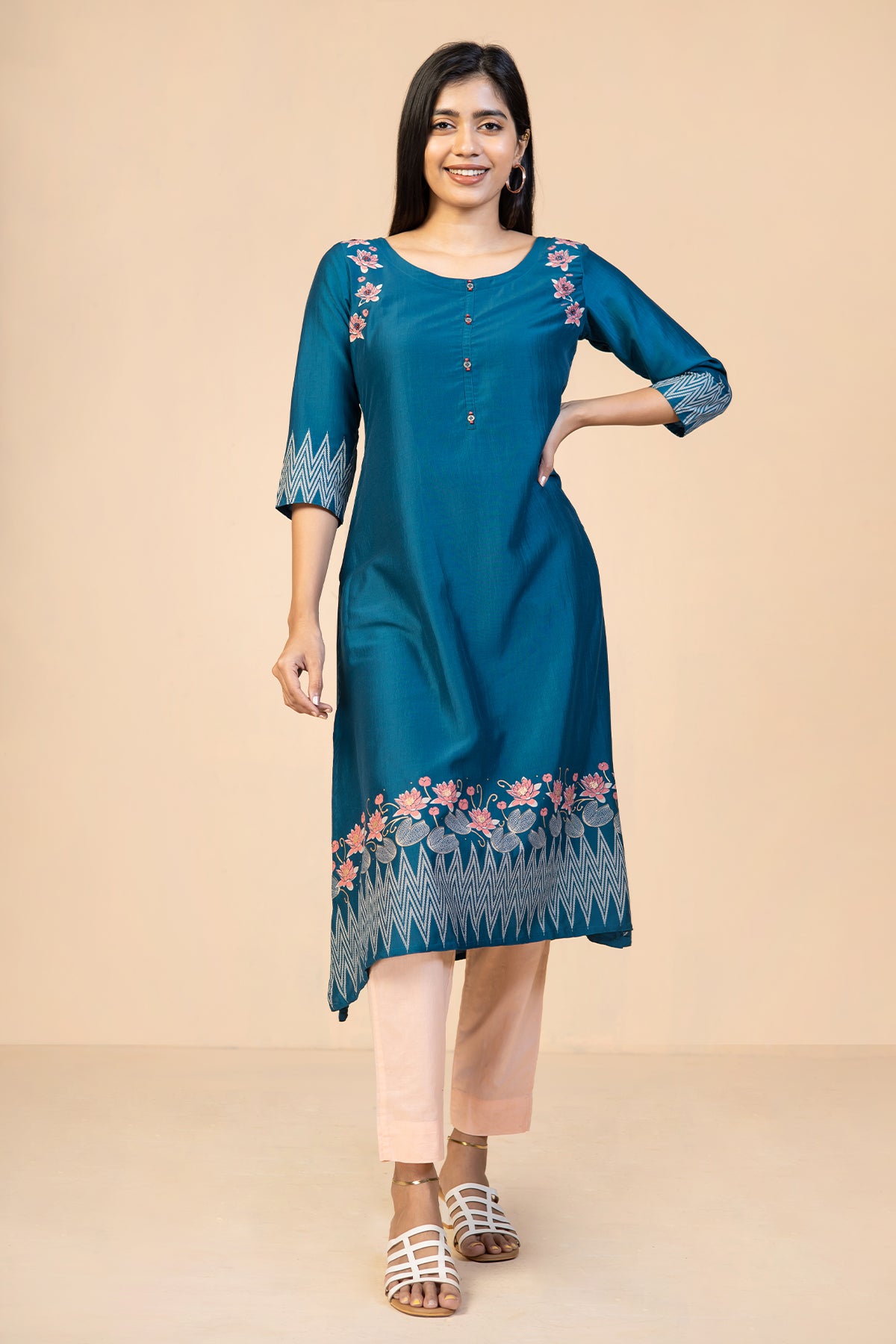 Contrast Floral Motif Printed Kurta Blue