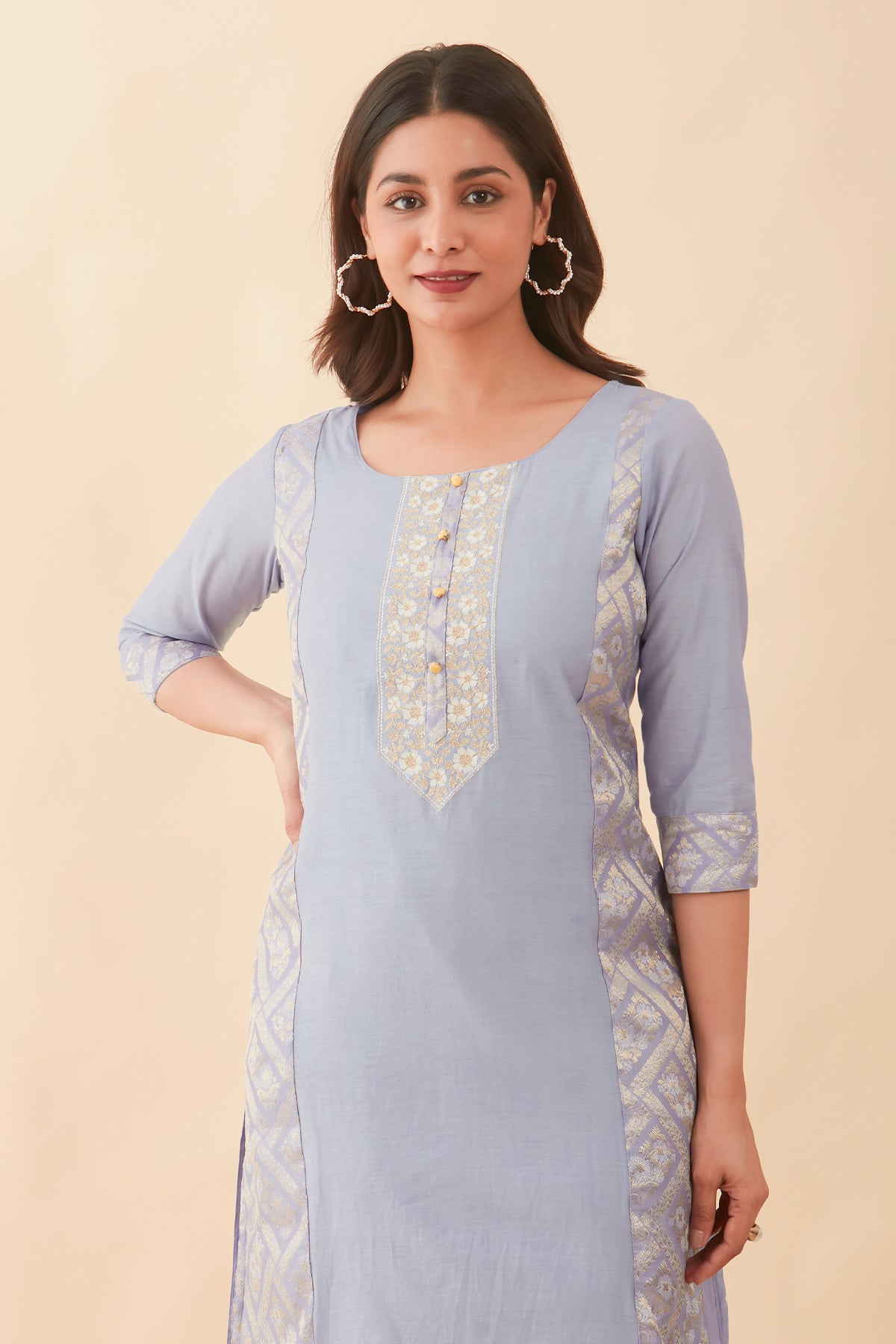 Floral Embroidered With Brocade Panelled Kurta Lavender