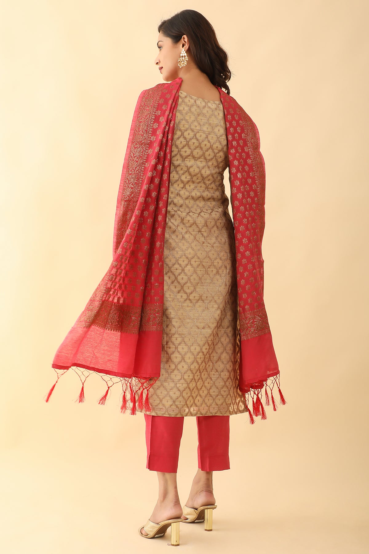 Brocade Weave With Contrast Yoke Kurta Set - Beige & Pink