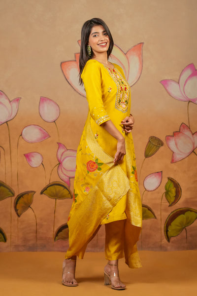 Mirror & Zardosi  Rich Embroidered Kurta Set With Brocade Dupatta - Yellow
