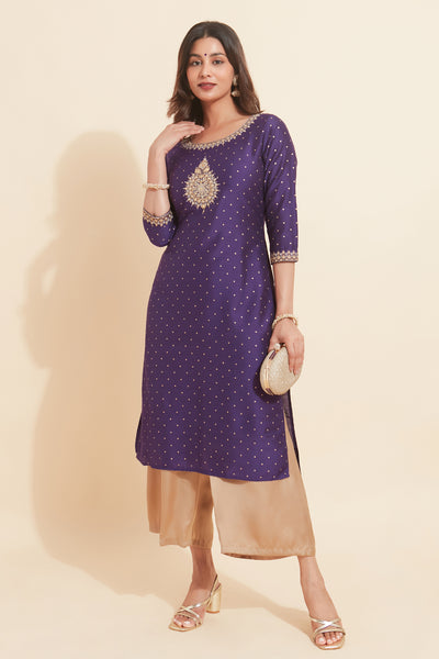 Jewel Embroidered Neckline With Floral Placement Kurta - Purple