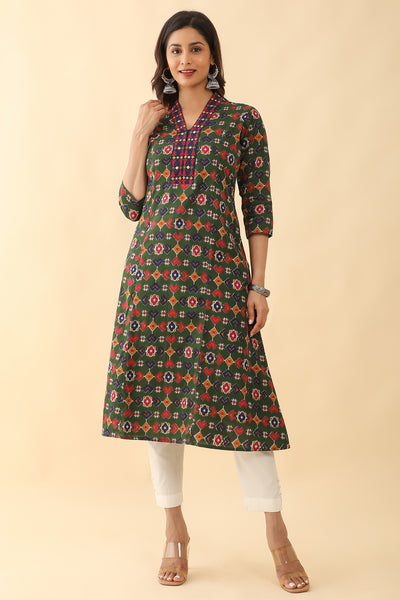 All Over Geometric Printed With Foil Mirror Embroidered Kurta Green