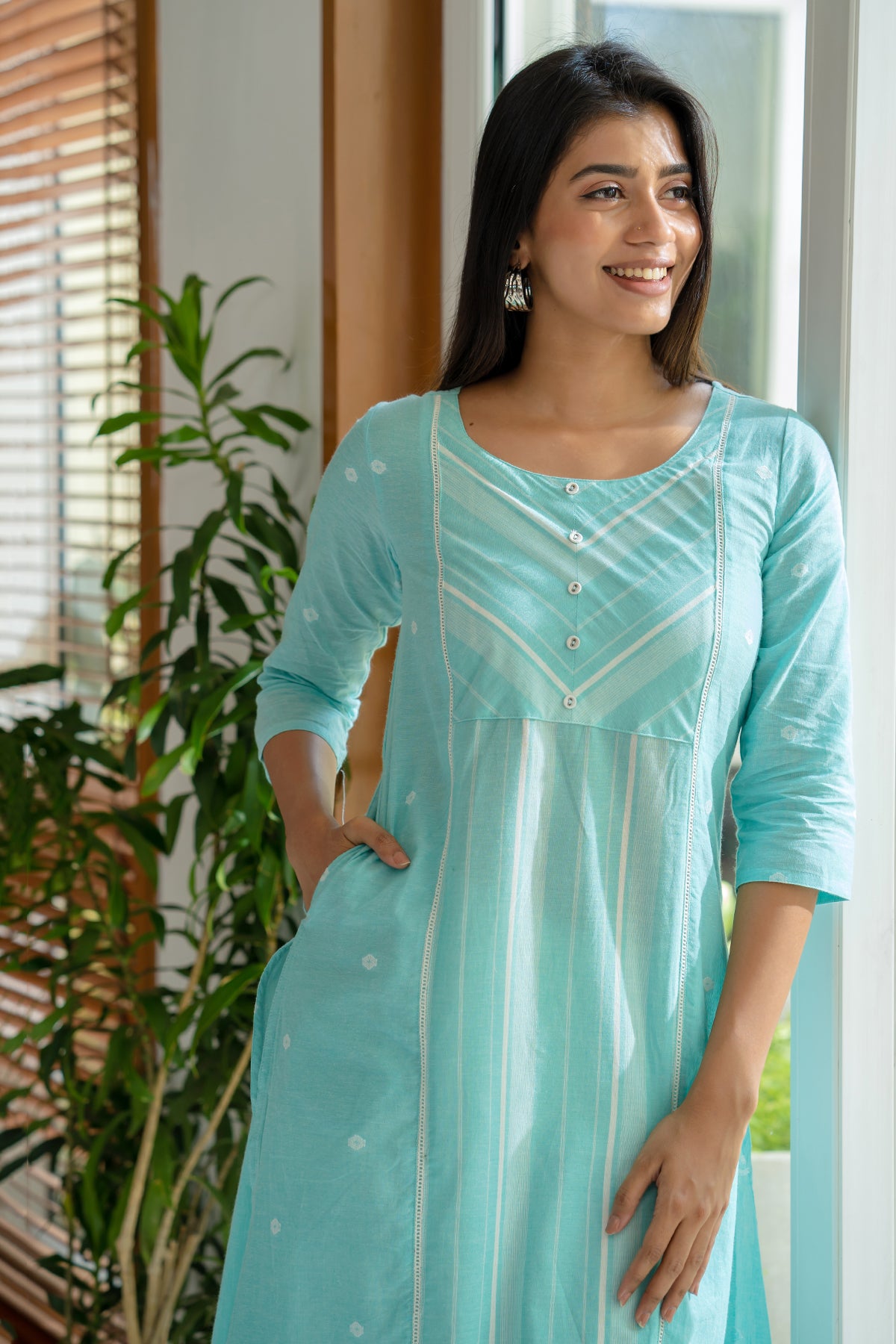 All Over Geometric Motif Dobby Weave With Lace Embellished Kurta - Blue