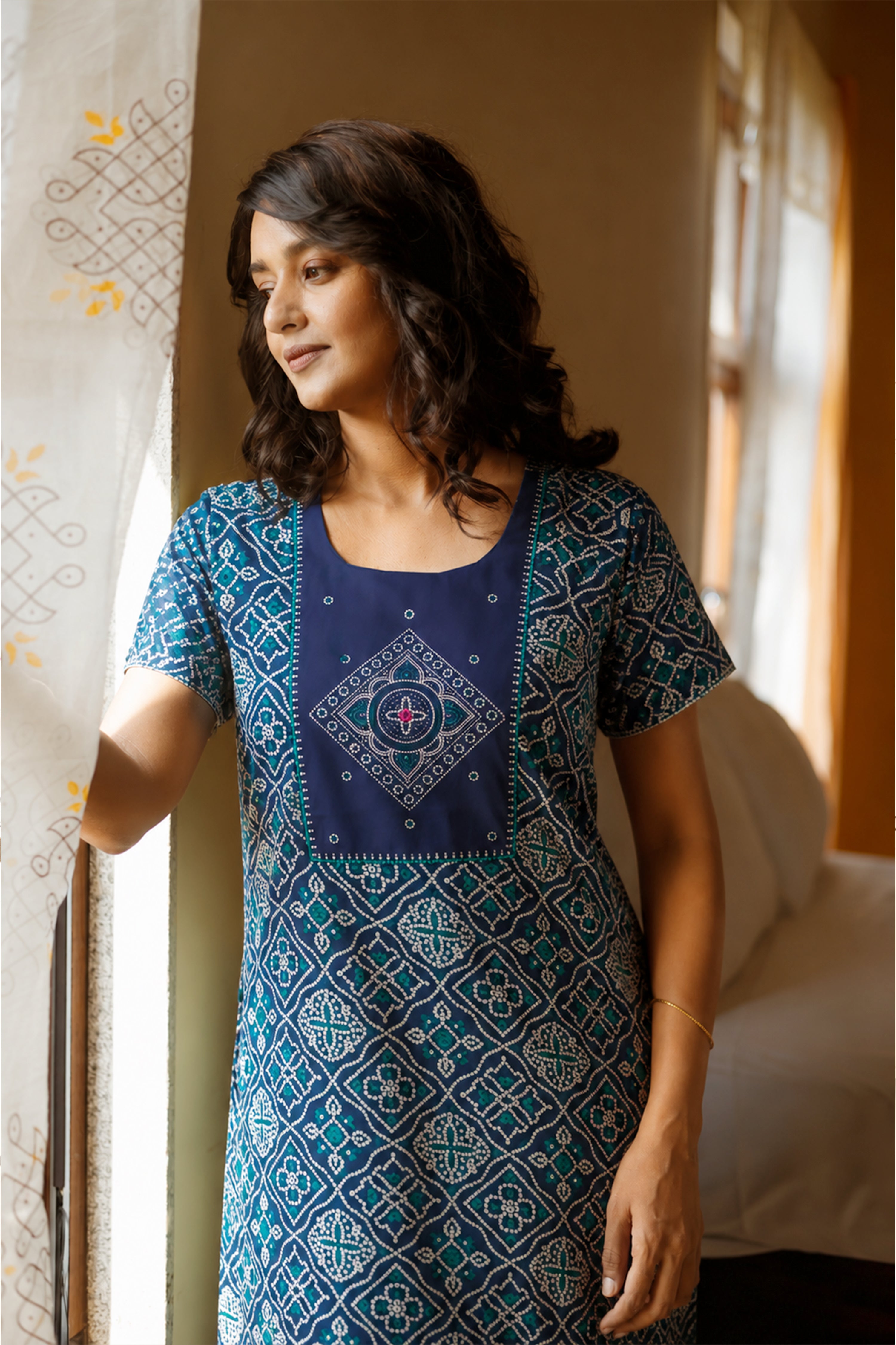 Navy Blue Bandhani Printed Cotton Nightwear