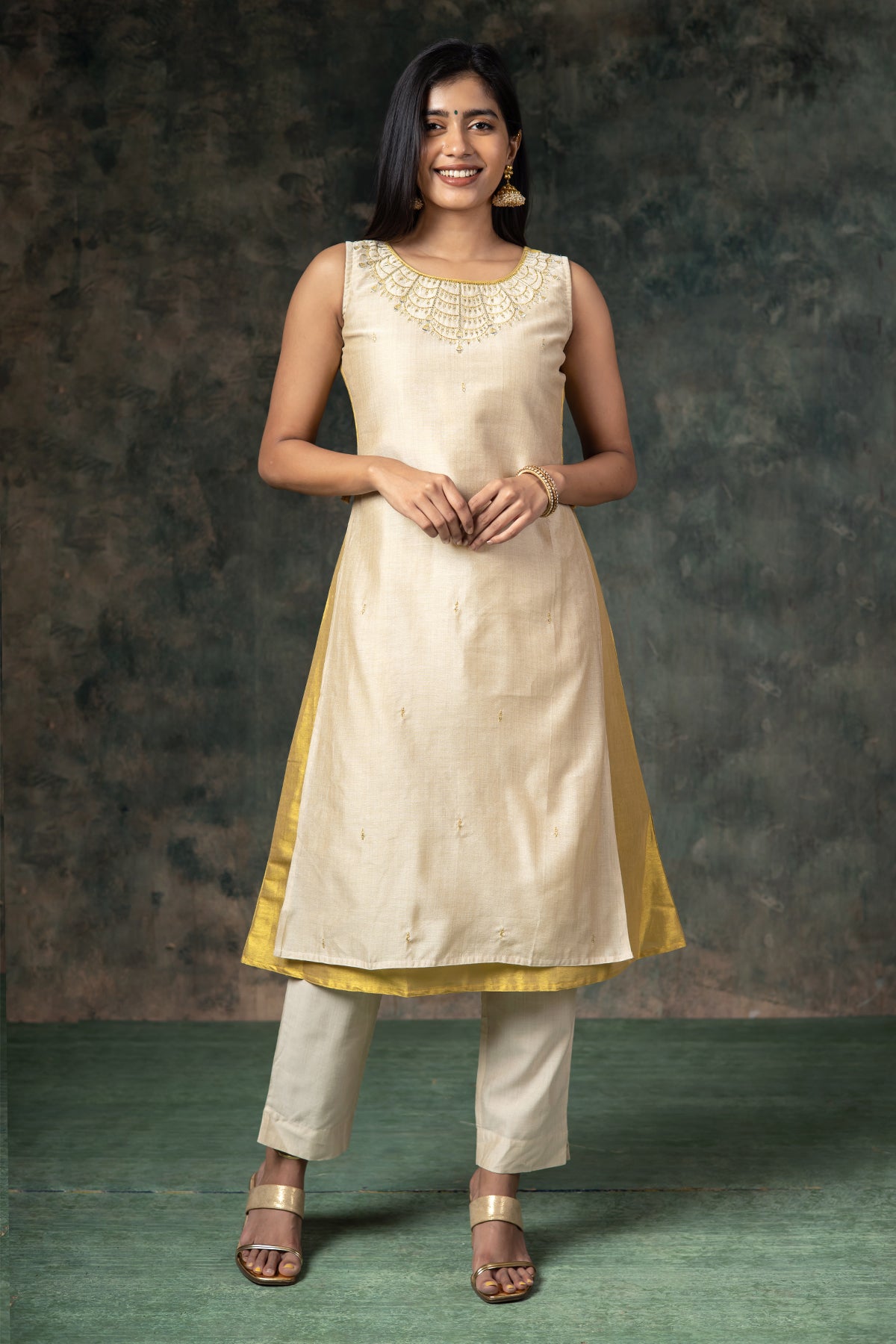 Geometric Motif With Butta Embroidered Kurta -  Gold & Off-White