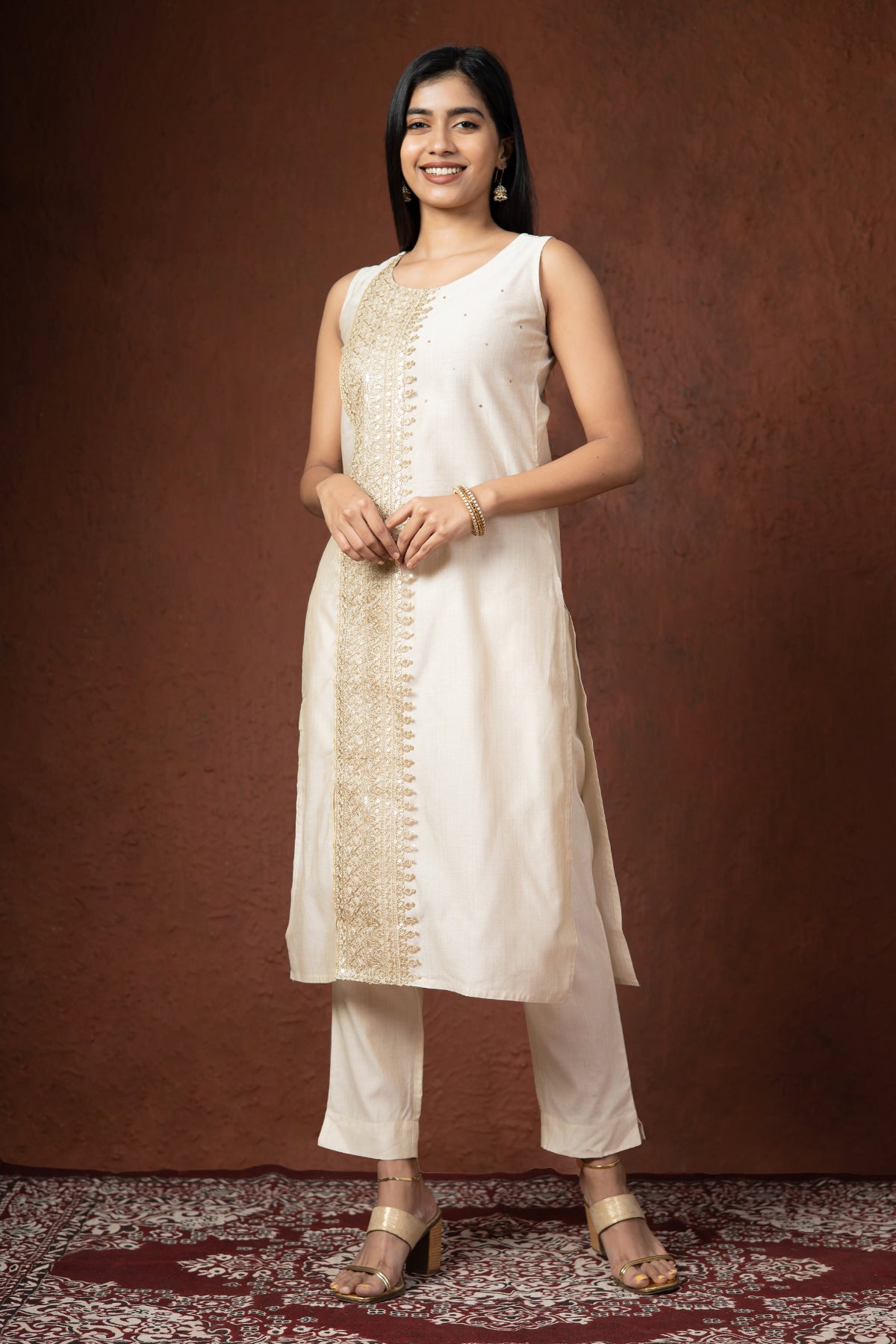 Sequence Embellished Placement Kurta Off White