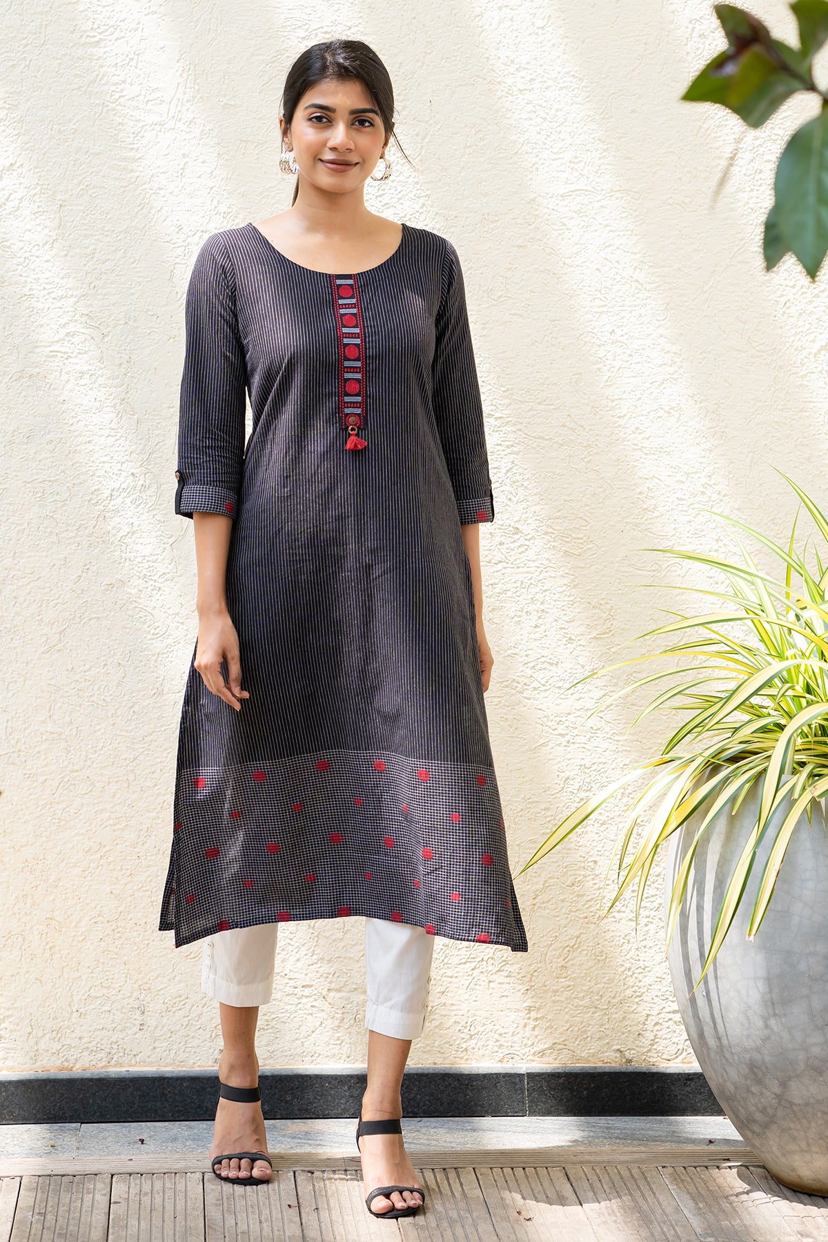 All Over Geometric Motif Dobby Weave Kurta - Black