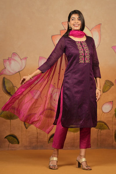 Floral Embroidered Yoke With Sequin Kurta Set - Burgundy & Magenta
