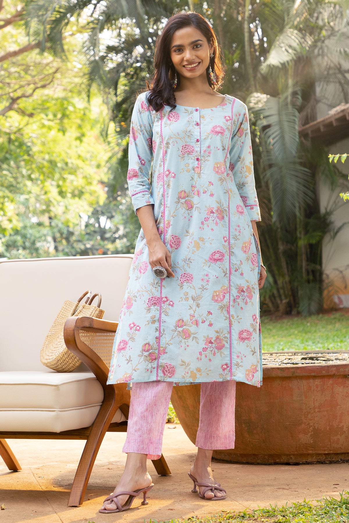 Floral Printed Cotton Kurta Pant - Blue & Pink