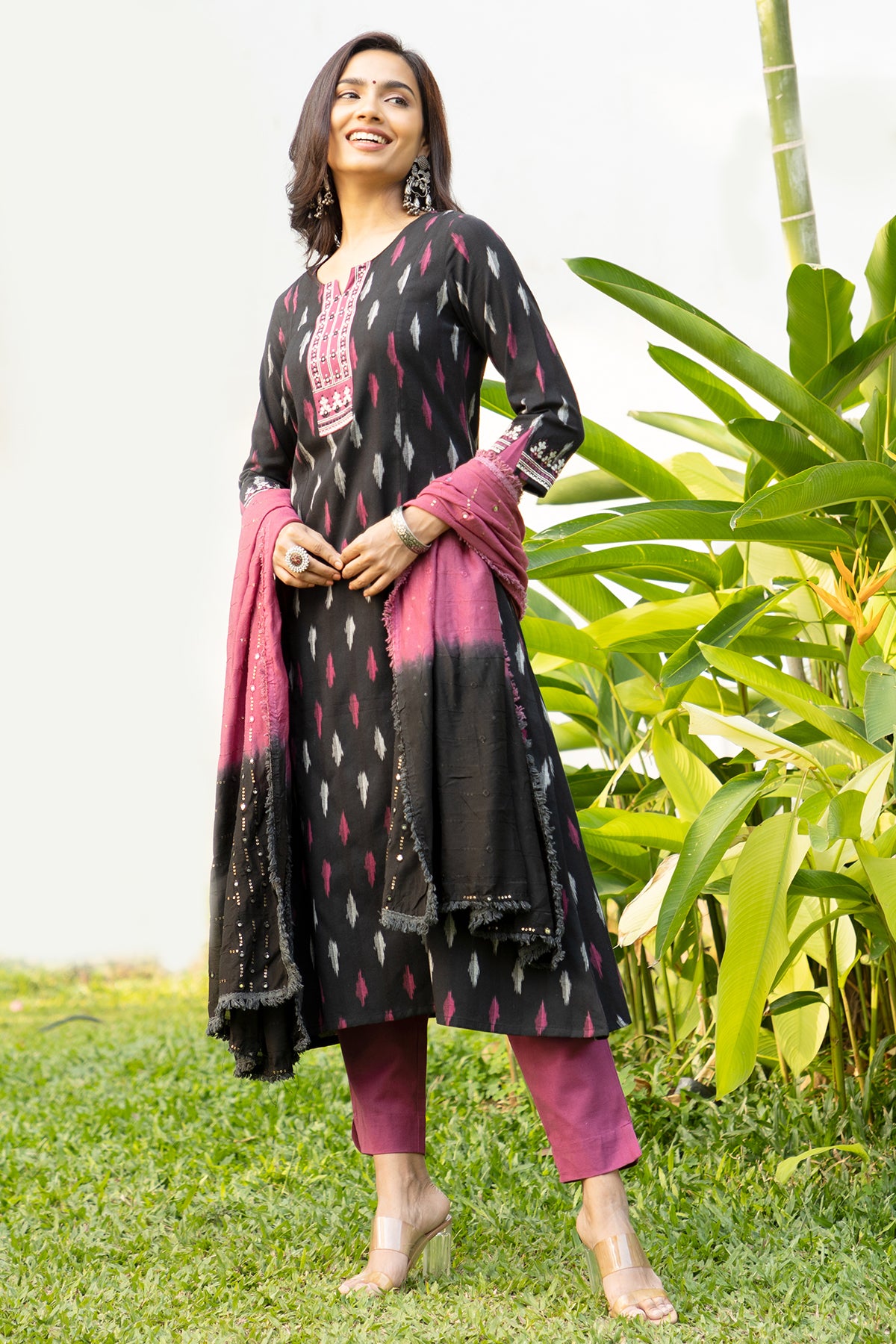 Ikkat Kurta Set with Sequins Embellished Dual Tone Dupatta Black Pink