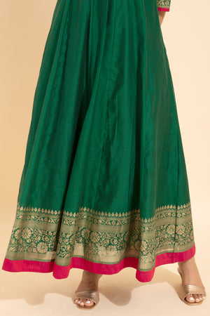 Jewel Embroidered Neckline With Floral Embroidered Border Anarkali Green