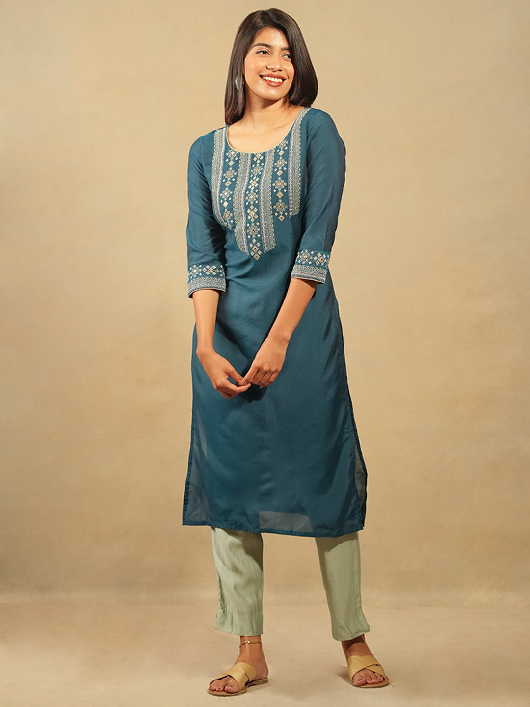 Geometric Embroidered With Foil Mirror Embellished Kurta Blue