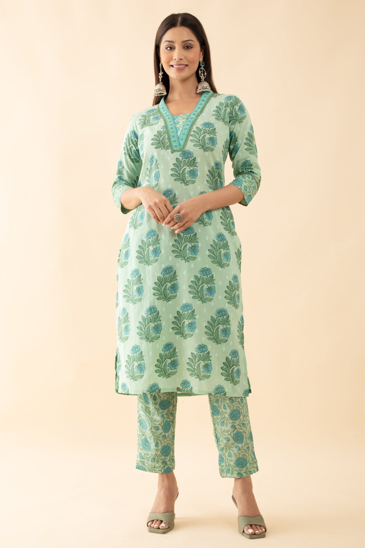 Floral Printed Cotton Kurta Pant - Green