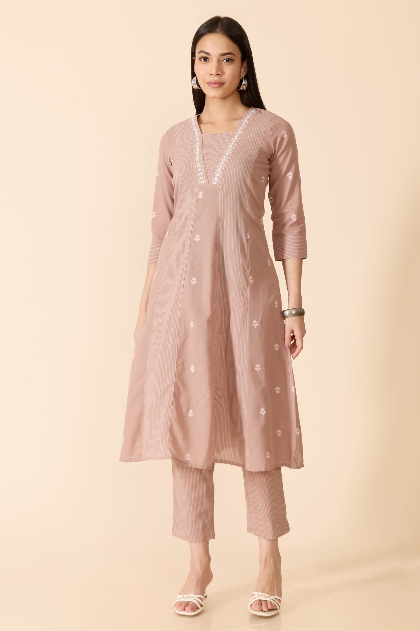 BEIGE DOBBY COTTON KURTA PANT SET