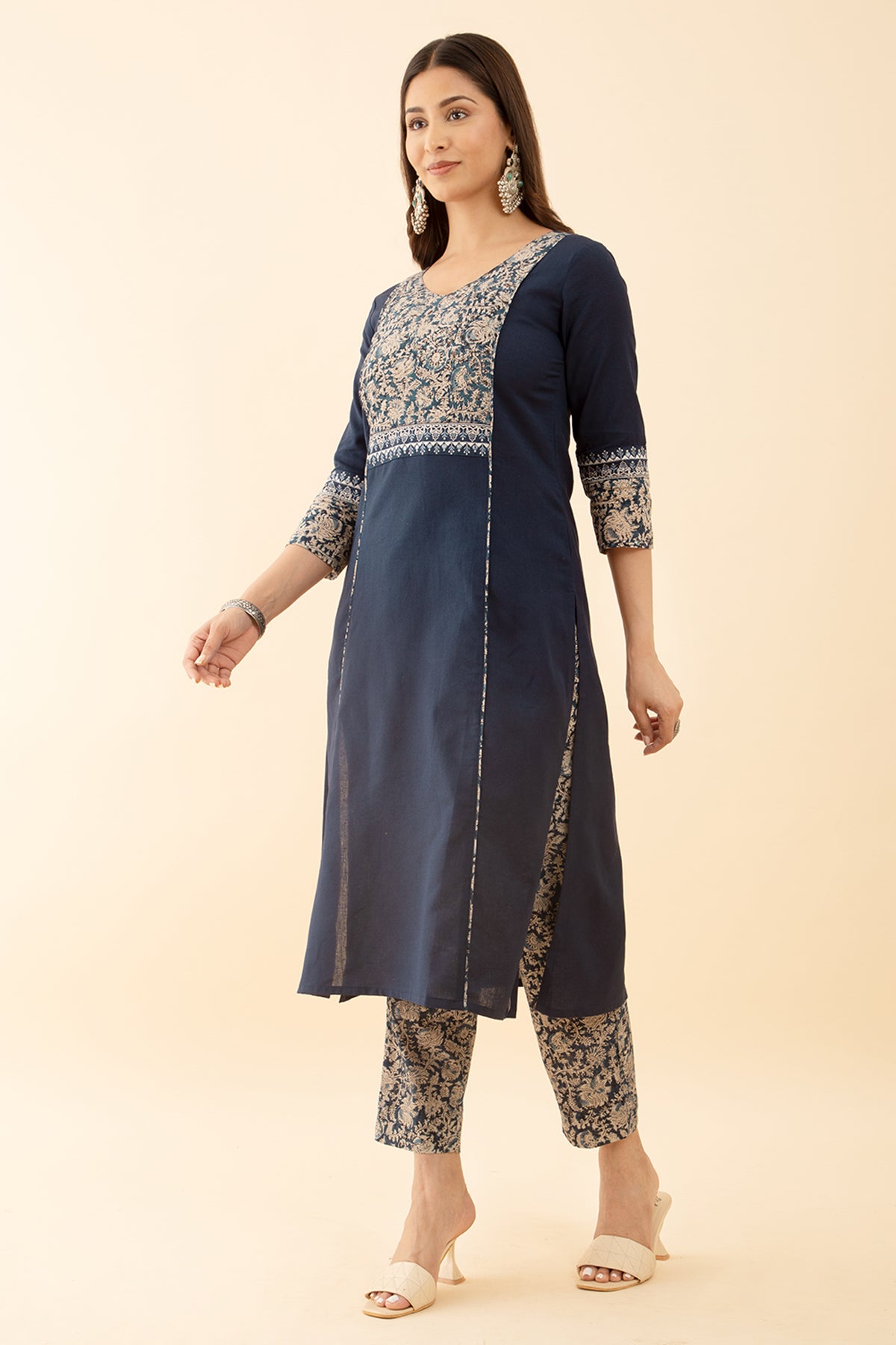 Kalamkari Yoke Patchwork KurtaSet with All Over printed Pant Blue