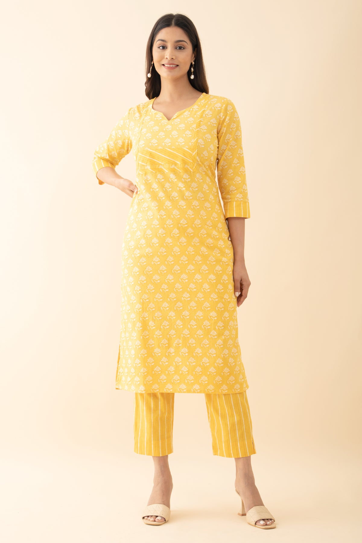 Floral Printed Cotton Kurta Pant - Yellow