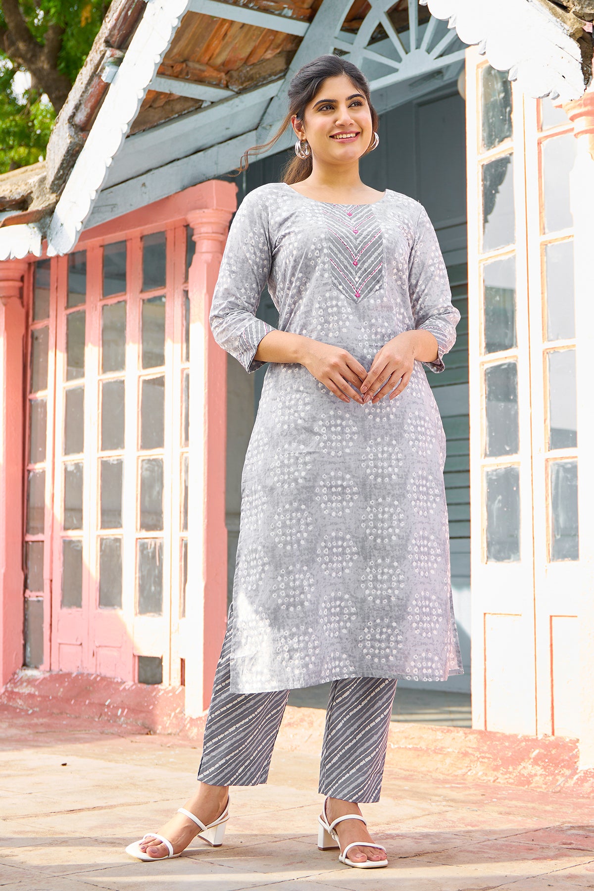 Bandhani Printed Cotton Kurta Pant - Grey
