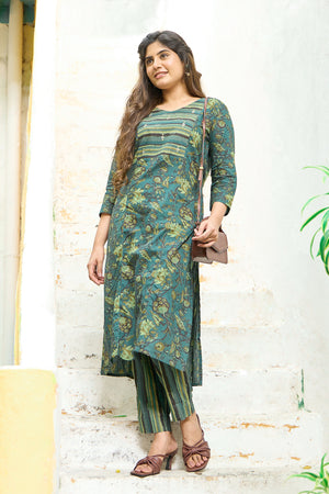 Floral Printed & Foil Mirror Embellished Cotton Kurta Pant - Green
