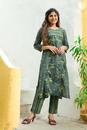 Floral Printed & Foil Mirror Embellished Cotton Kurta Pant - Green
