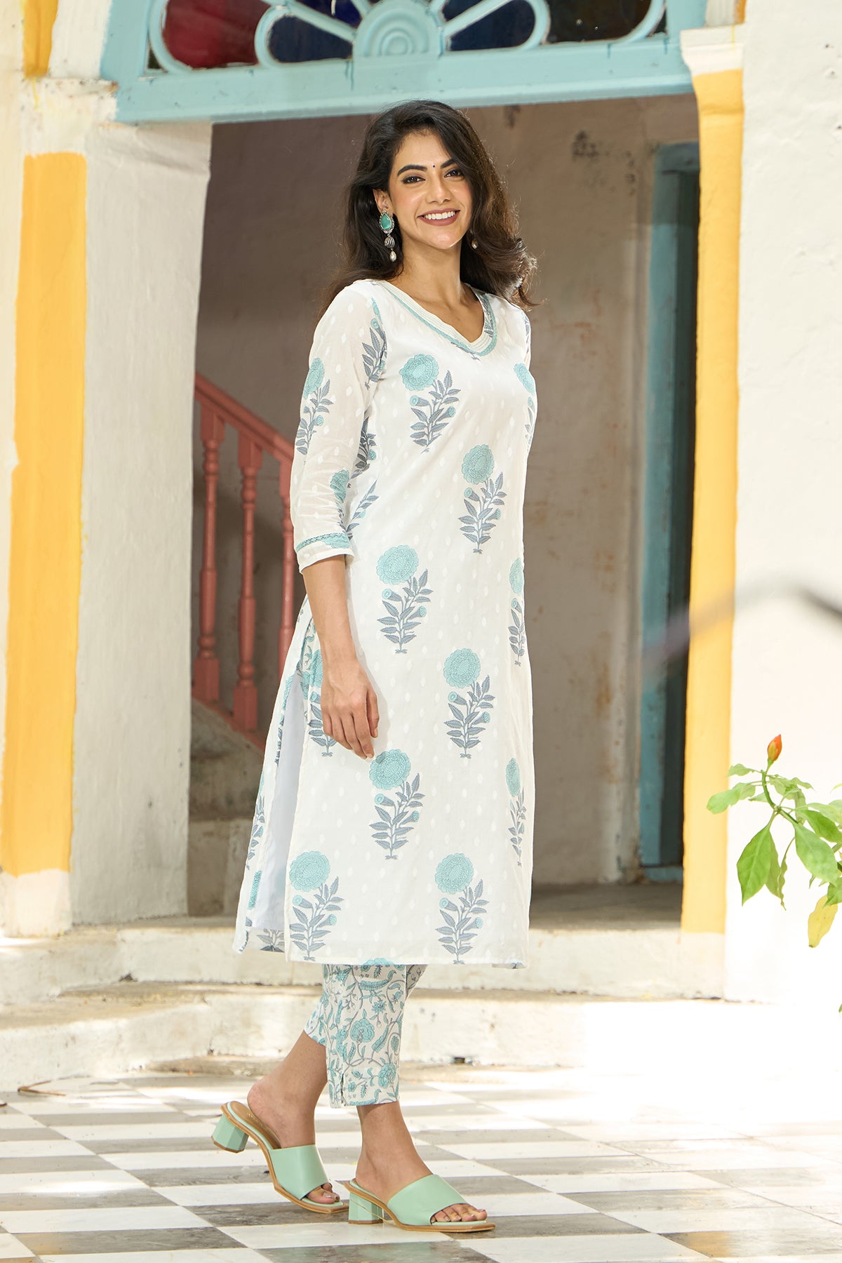 Dobby Floral Printed Cotton Kurta Pant - White & Blue