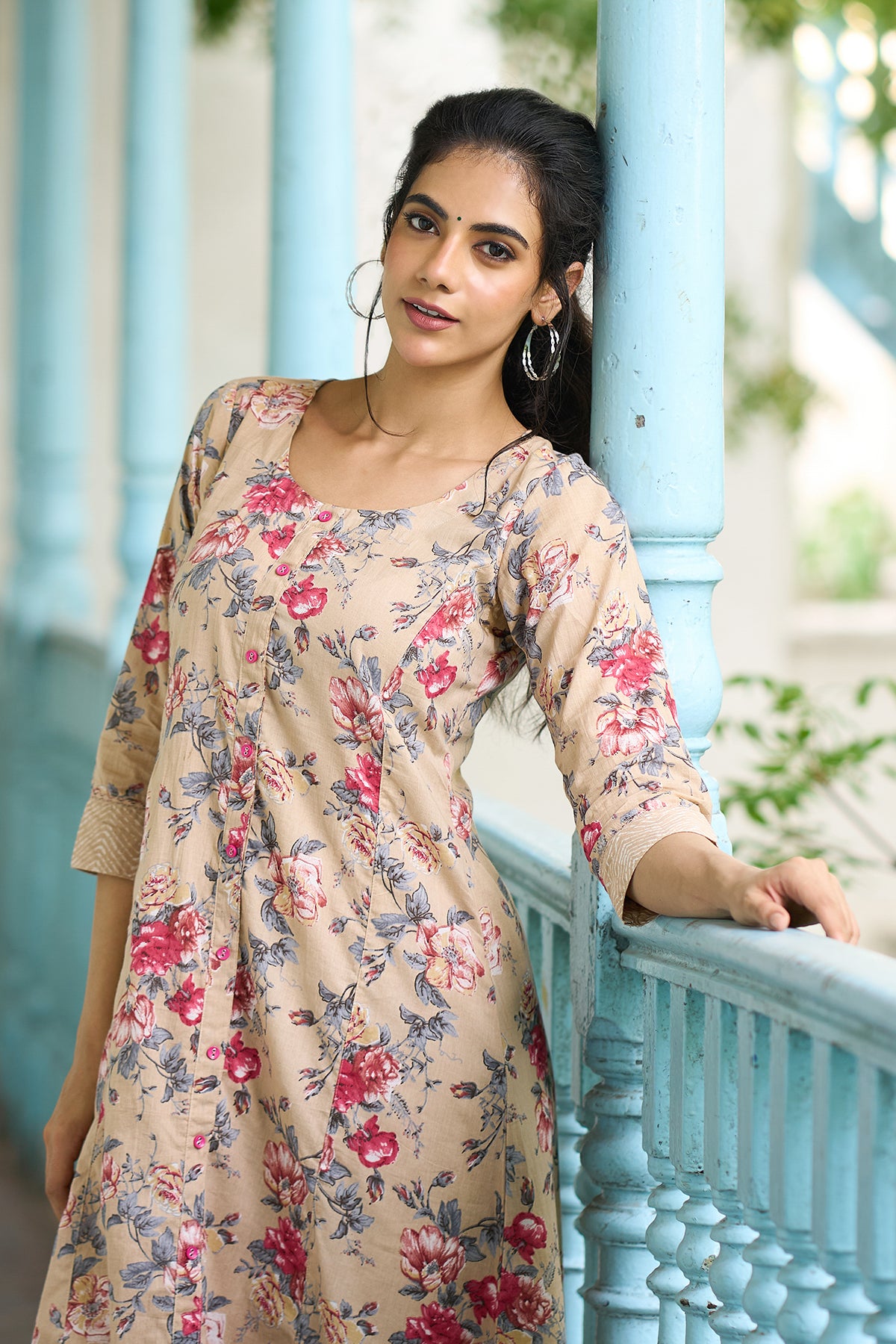 Buttercup Floral Printed Cotton Kurta Pant - Beige
