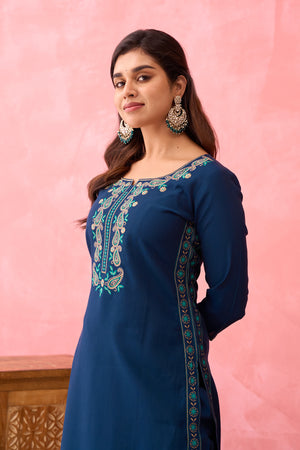 Paisley Embroidered KurtaPant - Blue
