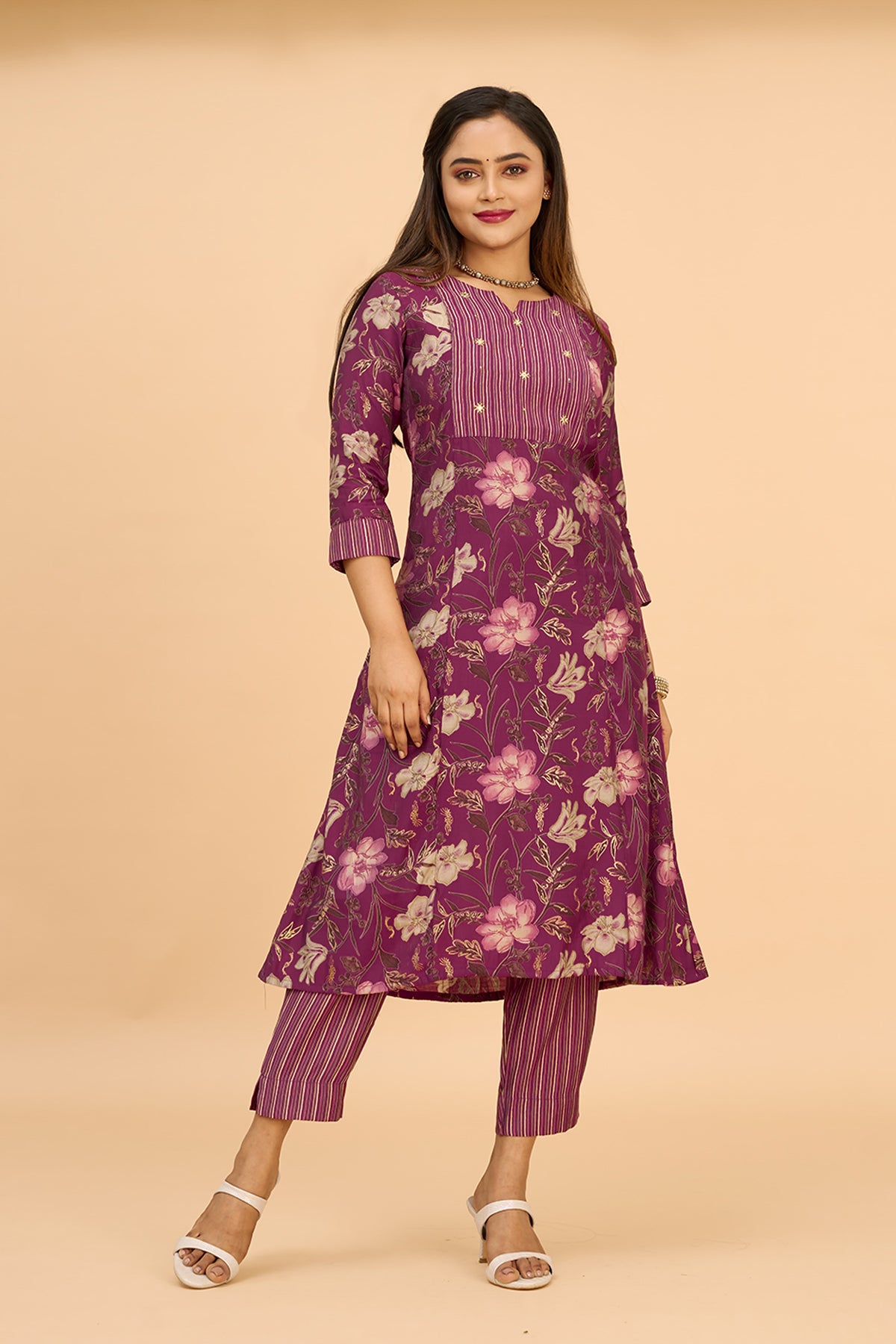 Contemporary Floral Printed Kurta Pant - Purple