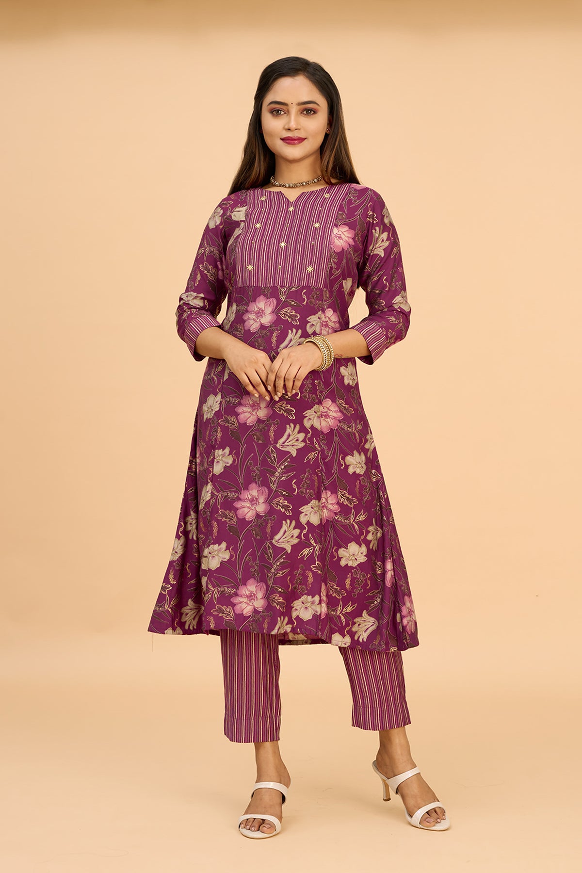 Contemporary Floral Printed Kurta Pant - Purple